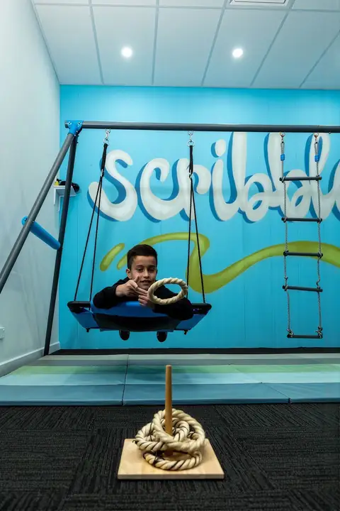Ring toss from the platform swing